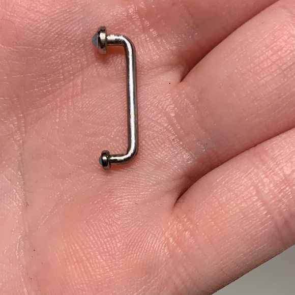 Flat surface barbell w/ flat bottom threaded gems - Picture 2 of 7